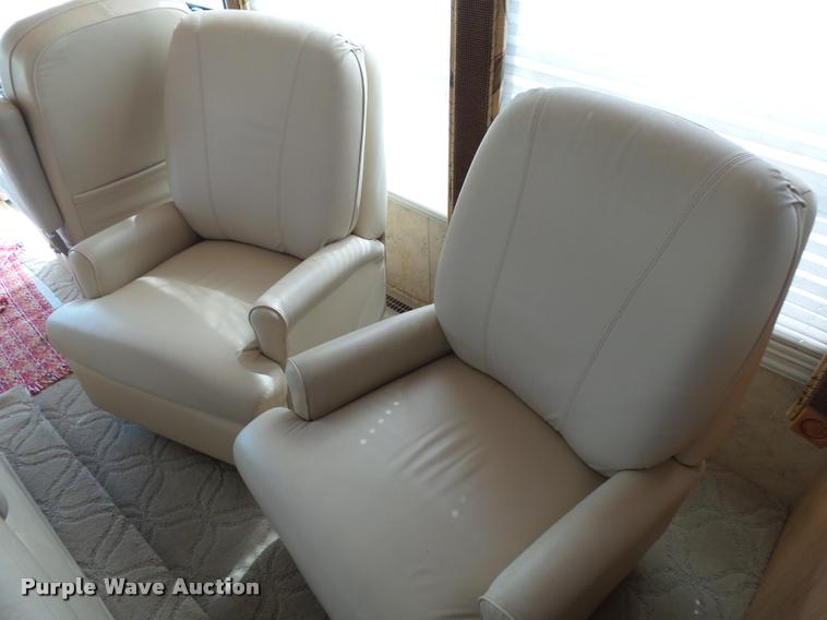 image for item K1127 2005 Alfa See Ya RV