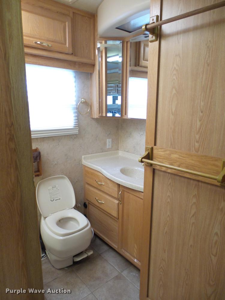 image for item K1127 2005 Alfa See Ya RV