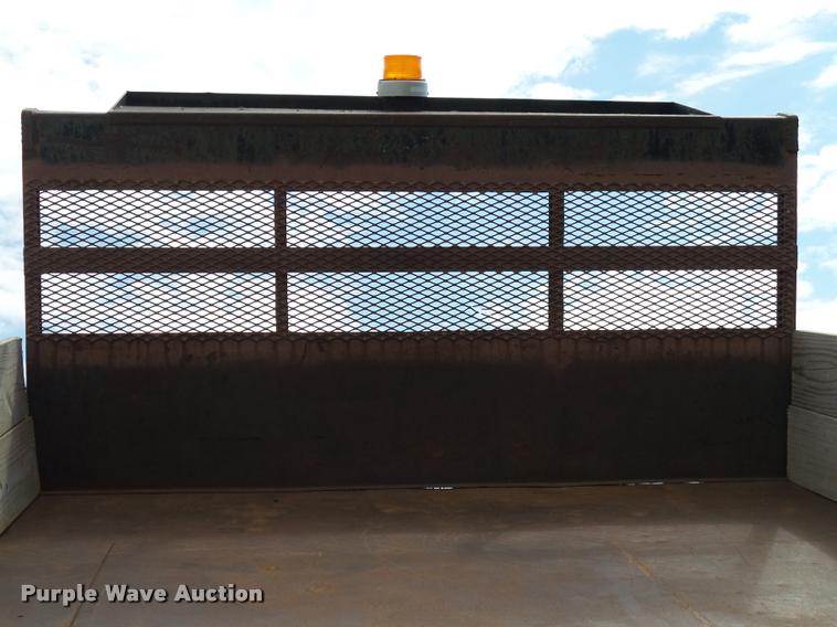 image for item K1128 1999 Ford F800 dump flatbed truck