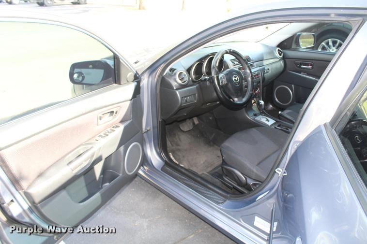 image for item K1952 2007 Mazda 3