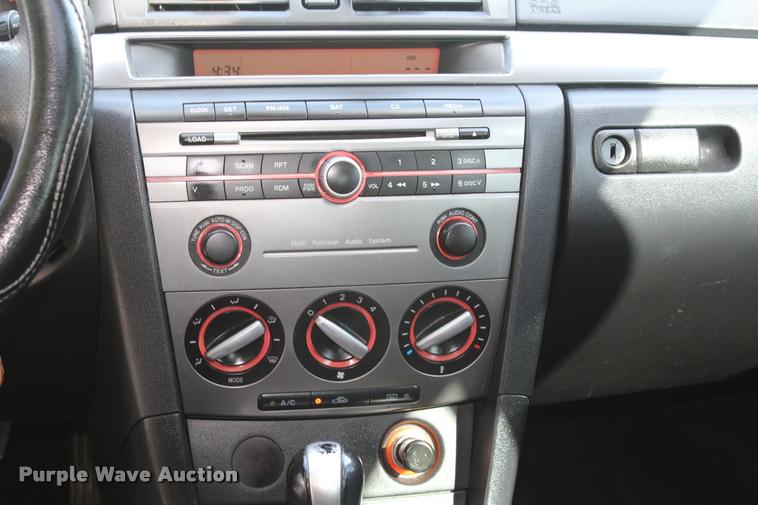 image for item K1952 2007 Mazda 3