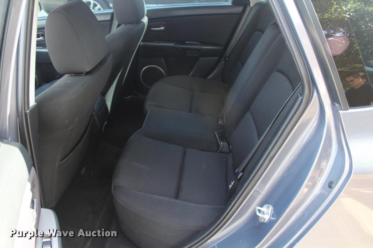 image for item K1952 2007 Mazda 3
