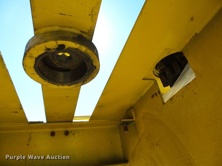 image for item K2008 Abell-Howe crane