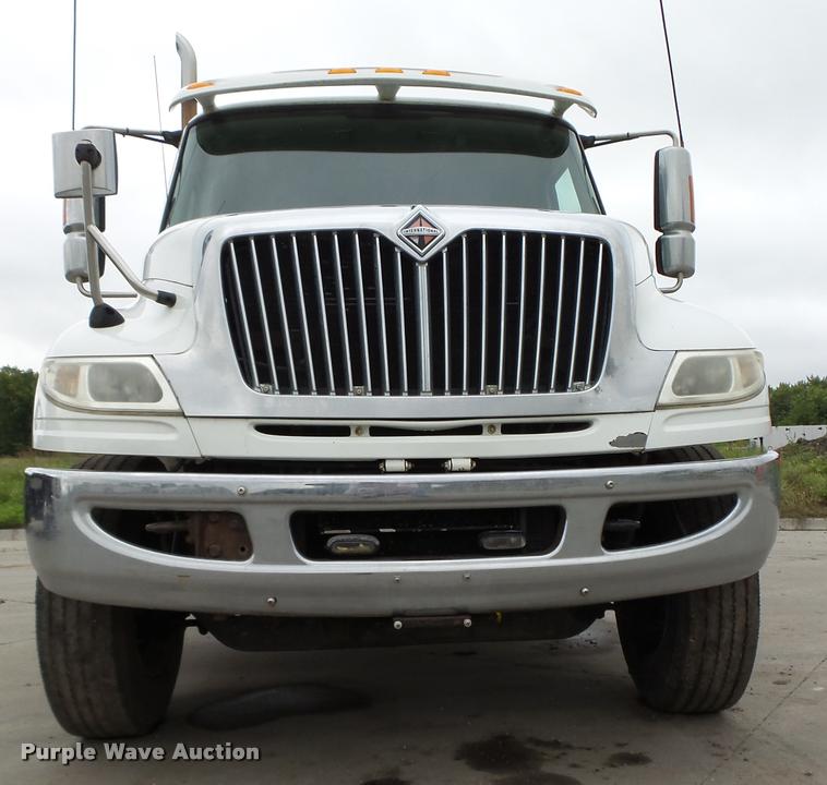 image for item K2060 2010 International Dura Star 4400 Ext. Cab truck chassis