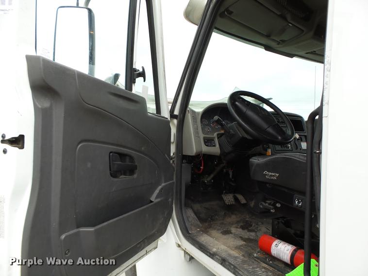 image for item K2060 2010 International Dura Star 4400 Ext. Cab truck chassis