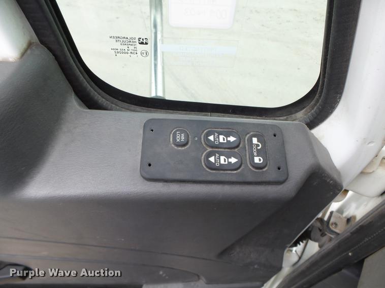 image for item K2060 2010 International Dura Star 4400 Ext. Cab truck chassis