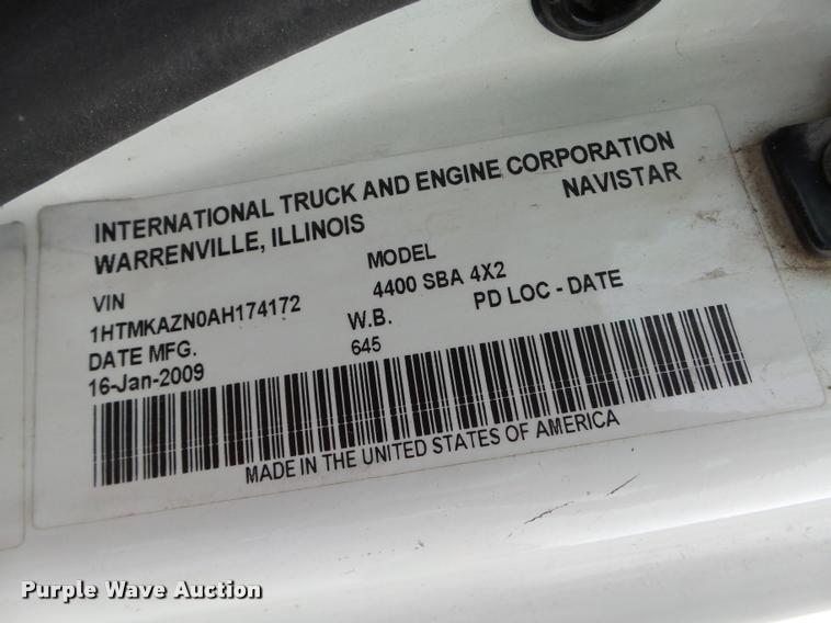 image for item K2060 2010 International Dura Star 4400 Ext. Cab truck chassis