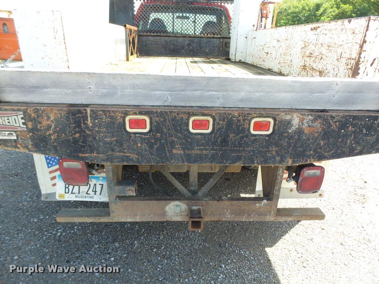 image for item K2064 2000 Ford F450 XLT Super Duty flatbed truck