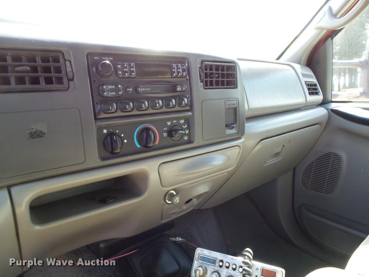 image for item K2064 2000 Ford F450 XLT Super Duty flatbed truck