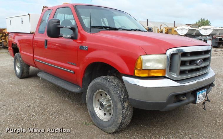 image for item K2065 2000 Ford F250 XLT Super Duty SuperCab pickup truck