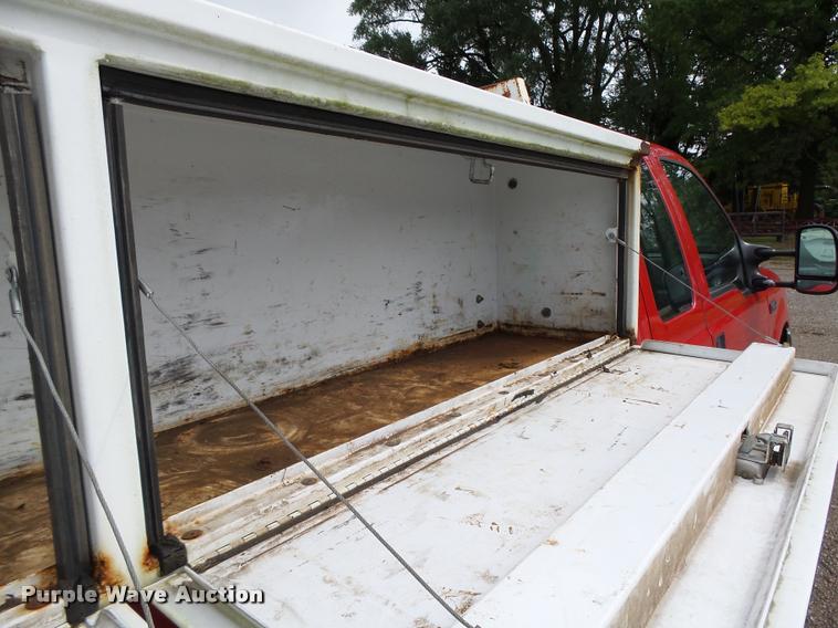 image for item K2065 2000 Ford F250 XLT Super Duty SuperCab pickup truck