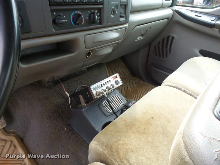 image for item K2065 2000 Ford F250 XLT Super Duty SuperCab pickup truck