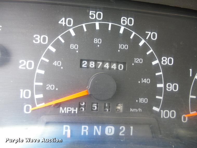 image for item K2065 2000 Ford F250 XLT Super Duty SuperCab pickup truck