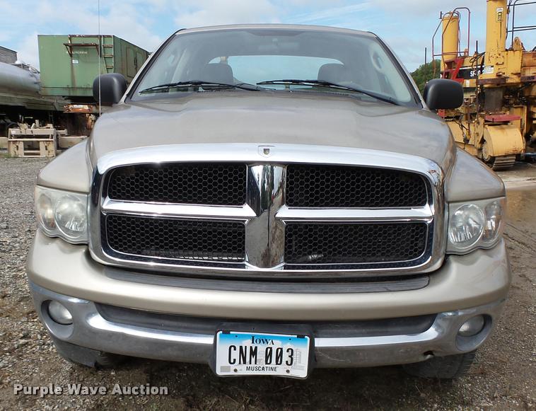 image for item K2067 2004 Dodge Ram 1500 Quad Cab pickup truck