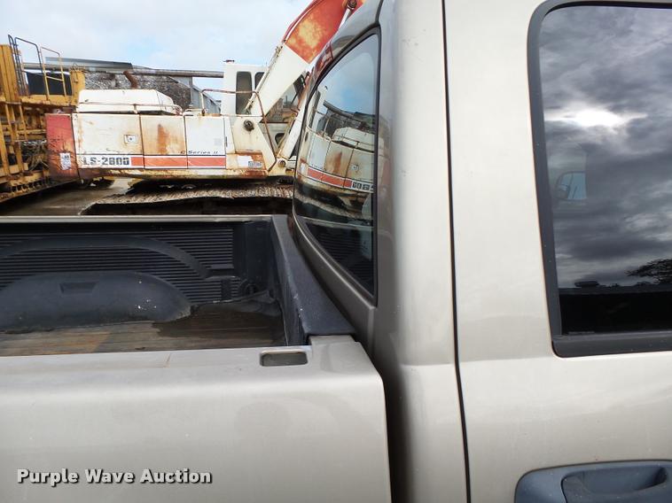 image for item K2067 2004 Dodge Ram 1500 Quad Cab pickup truck