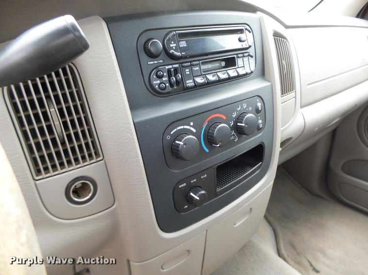 image for item K2067 2004 Dodge Ram 1500 Quad Cab pickup truck