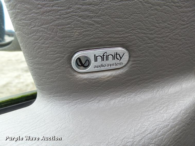 image for item K2067 2004 Dodge Ram 1500 Quad Cab pickup truck