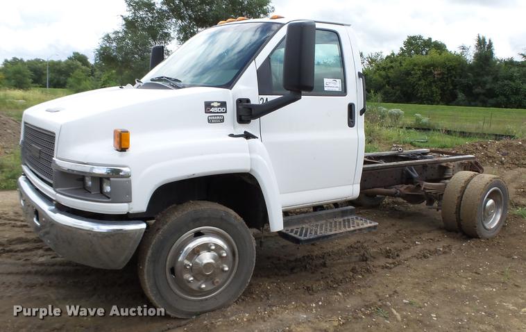 image for item K2069 2003 Chevrolet C4500 truck chassis
