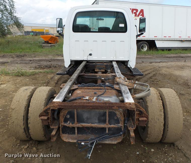 image for item K2069 2003 Chevrolet C4500 truck chassis