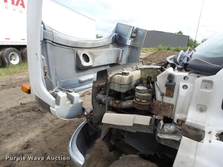 image for item K2069 2003 Chevrolet C4500 truck chassis