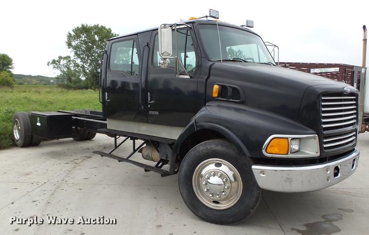 image for item K2070 1999 Sterling L8500 Crew Cab truck chassis