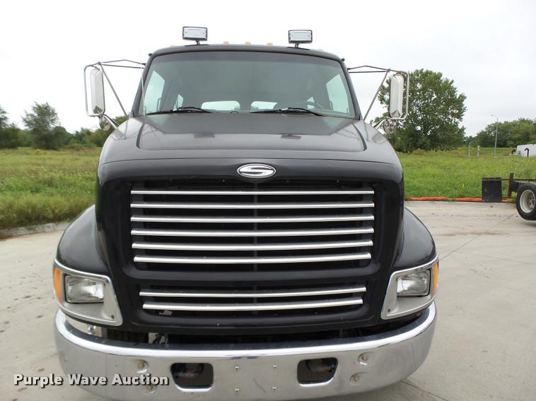 image for item K2070 1999 Sterling L8500 Crew Cab truck chassis
