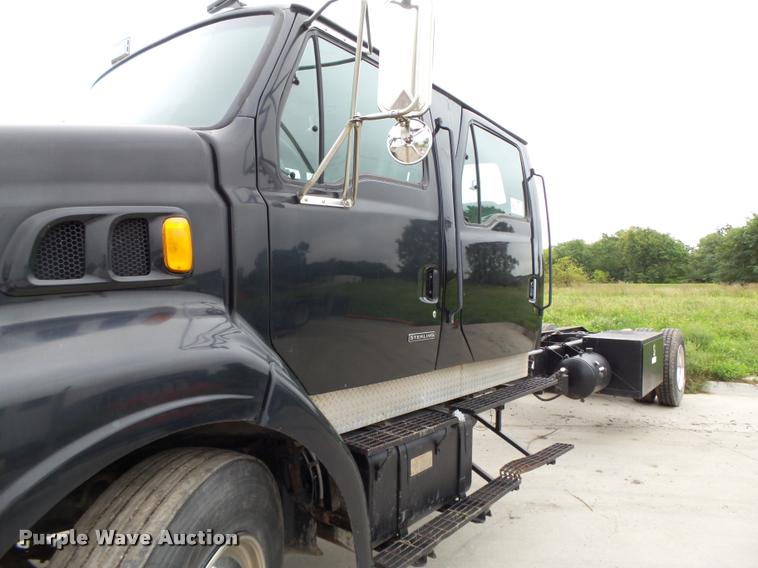 image for item K2070 1999 Sterling L8500 Crew Cab truck chassis