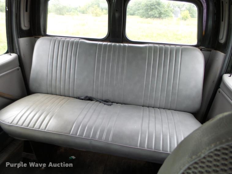 image for item K2070 1999 Sterling L8500 Crew Cab truck chassis