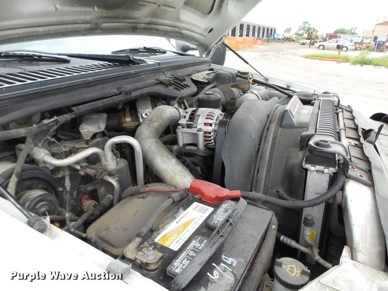 image for item K2071 2007 Ford F550 XL Super Duty flatbed truck