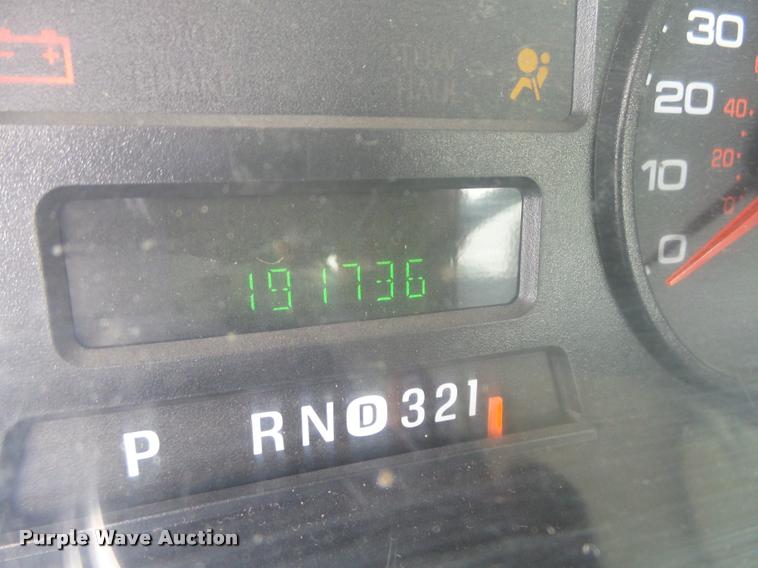 image for item K2071 2007 Ford F550 XL Super Duty flatbed truck