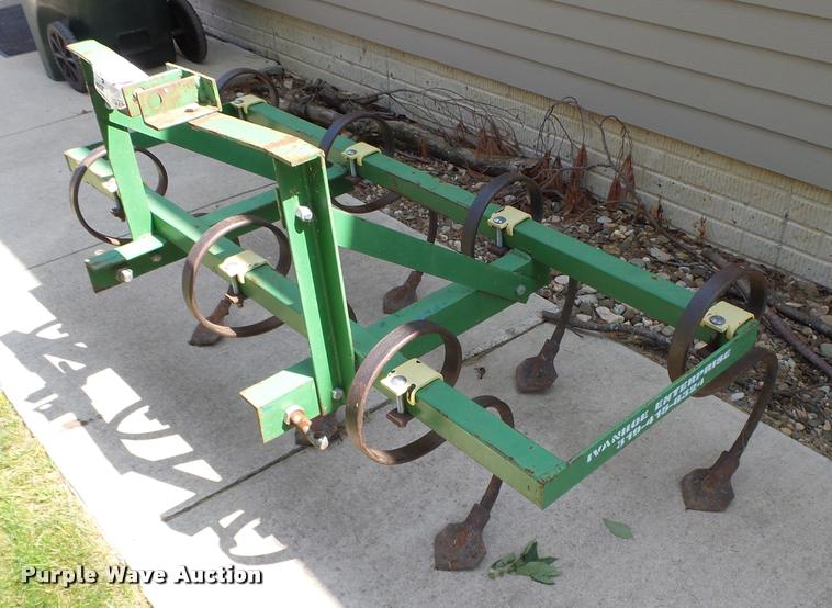 image for item K2075 Seven tine cultivator