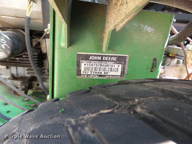 image for item K2076 John Deere 757 Z-Trak lawn tractor