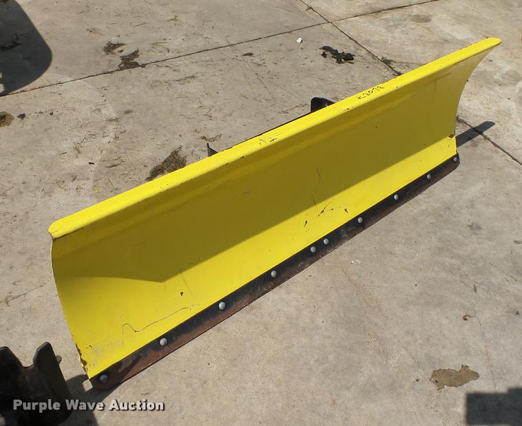 image for item K2078 Lawn and garden equipment