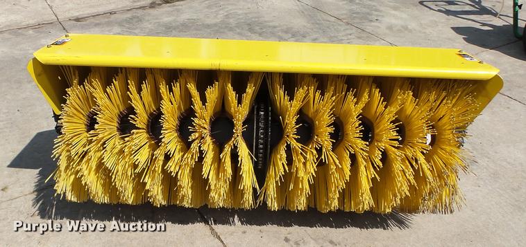 image for item K2080 John Deere broom