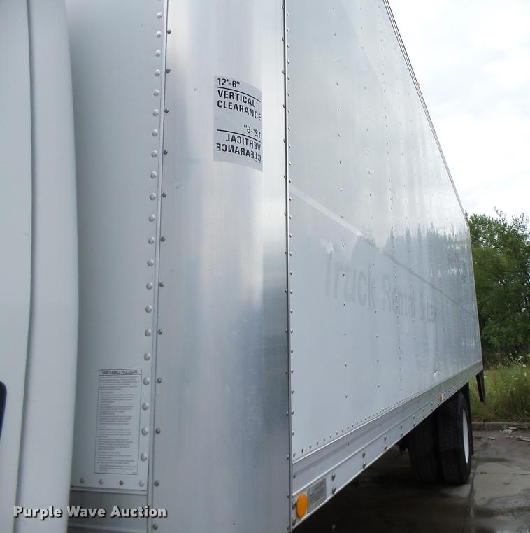 image for item K2176 2005 Freightliner Business Class M2 box truck