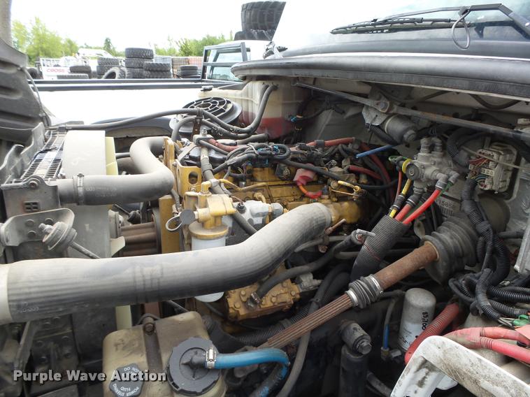 image for item K2176 2005 Freightliner Business Class M2 box truck