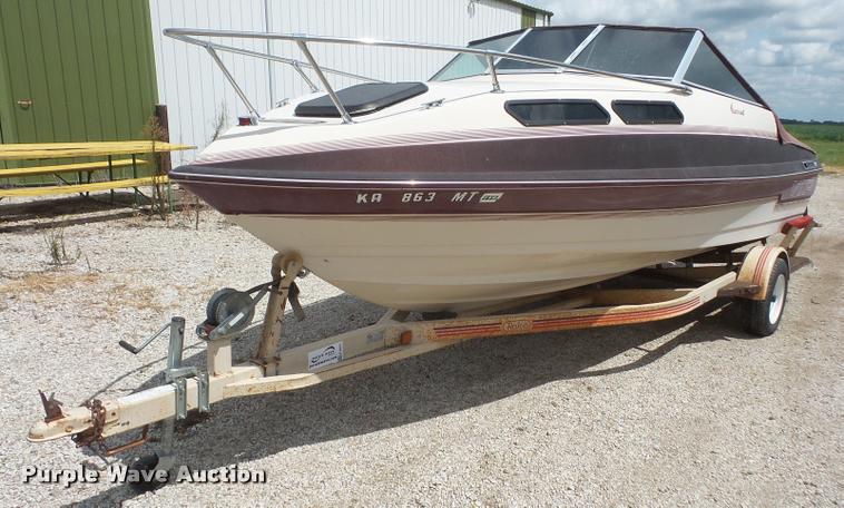 image for item K3613 1987 VIP Viscount boat