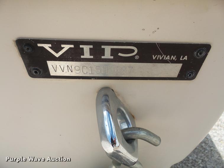 image for item K3613 1987 VIP Viscount boat