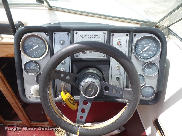 image for item K3613 1987 VIP Viscount boat