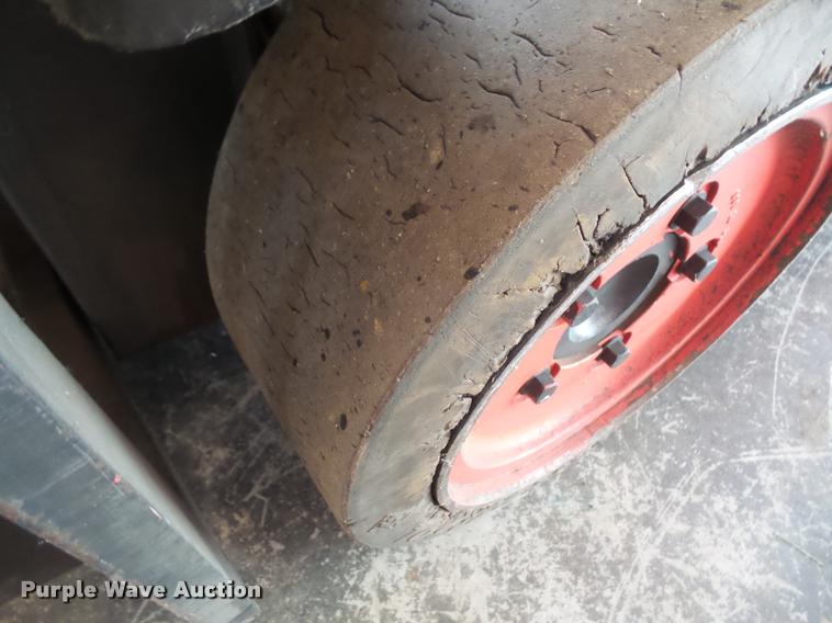 image for item K3715 Linde H18 forklift