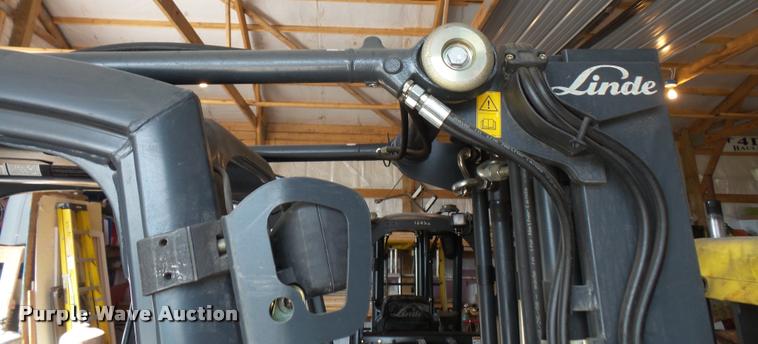 image for item K3715 Linde H18 forklift