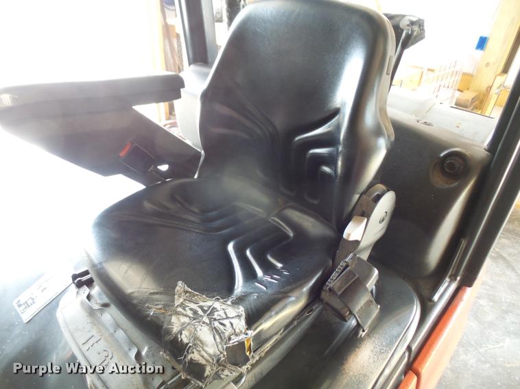 image for item K3717 Linde H18 forklift