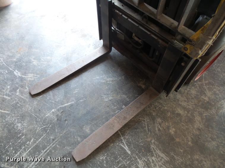 image for item K3717 Linde H18 forklift