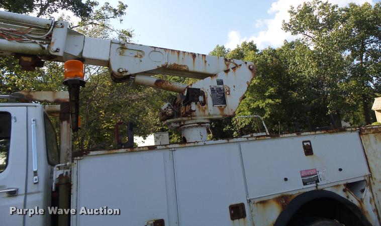 image for item K5688 1999 Ford F800 bucket truck