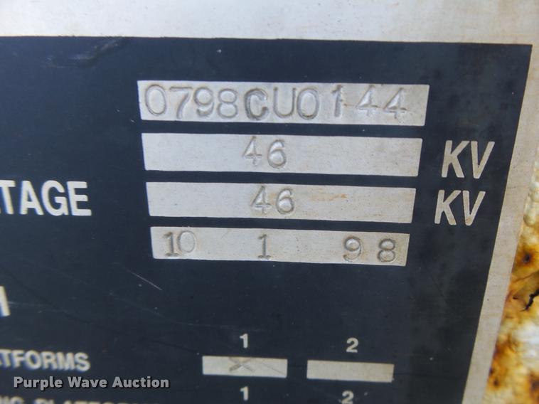 image for item K5688 1999 Ford F800 bucket truck