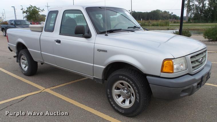 image for item K8208 2003 Ford Ranger SuperCab pickup truck