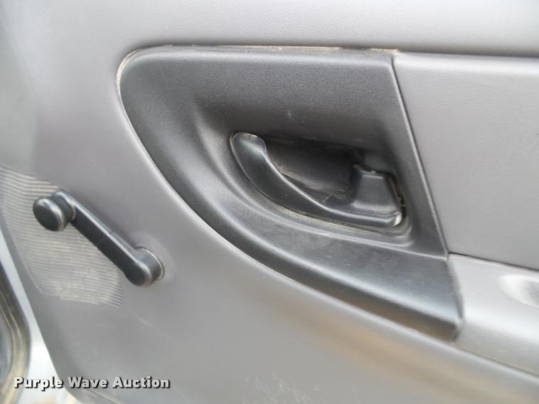 image for item K8208 2003 Ford Ranger SuperCab pickup truck