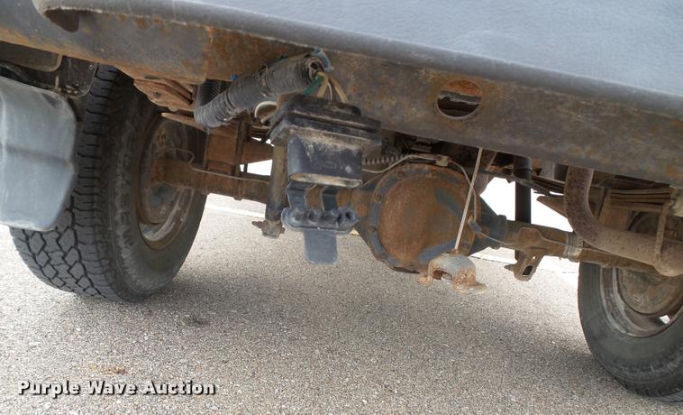 image for item K8208 2003 Ford Ranger SuperCab pickup truck