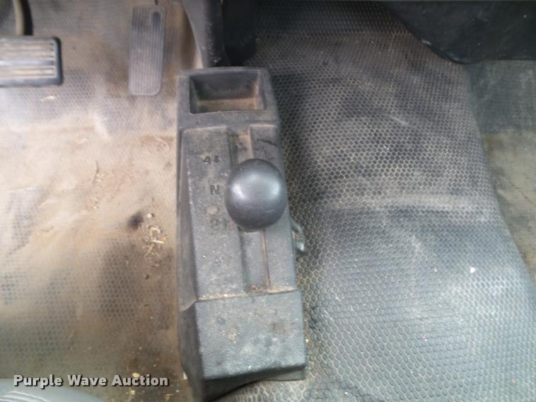 image for item K8223 2008 Chevrolet Silverado 1500 pickup truck