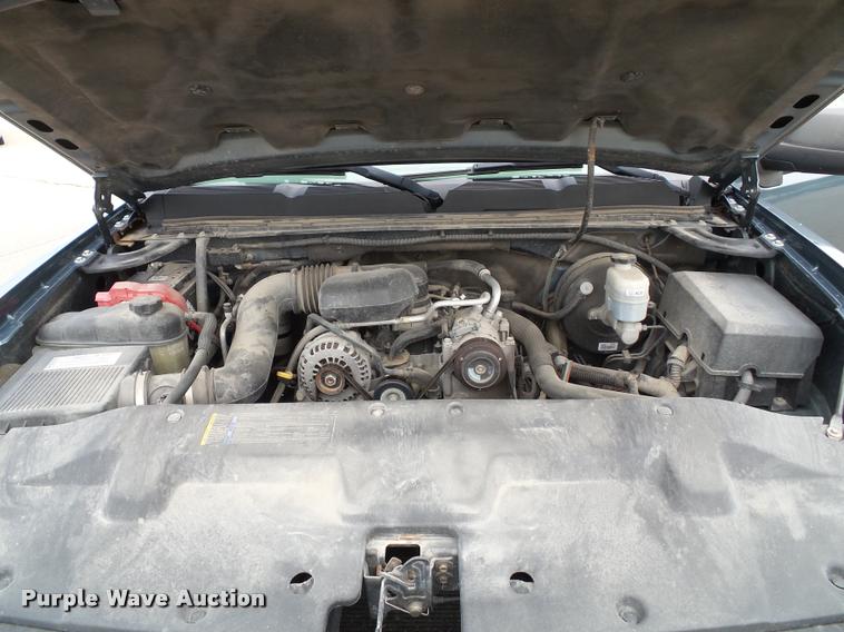 image for item K8223 2008 Chevrolet Silverado 1500 pickup truck